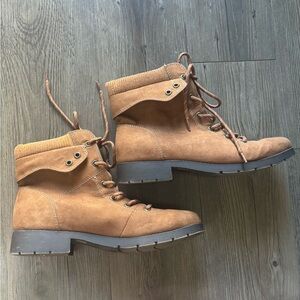 Women’s Suede Lace-Up Ankle Boots